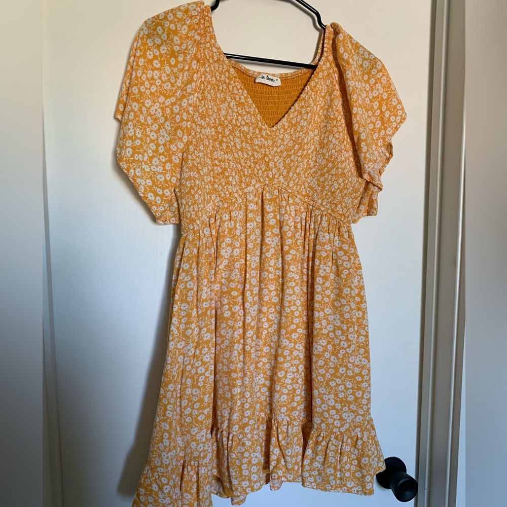 In Bloom Mustard and White Floral Top